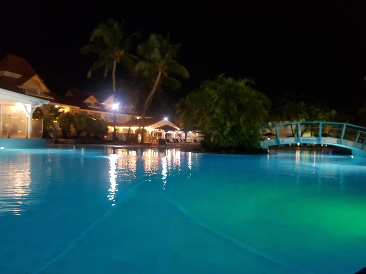 Caraibes Apparts-Resorts Sainte-Anne  Exterior foto